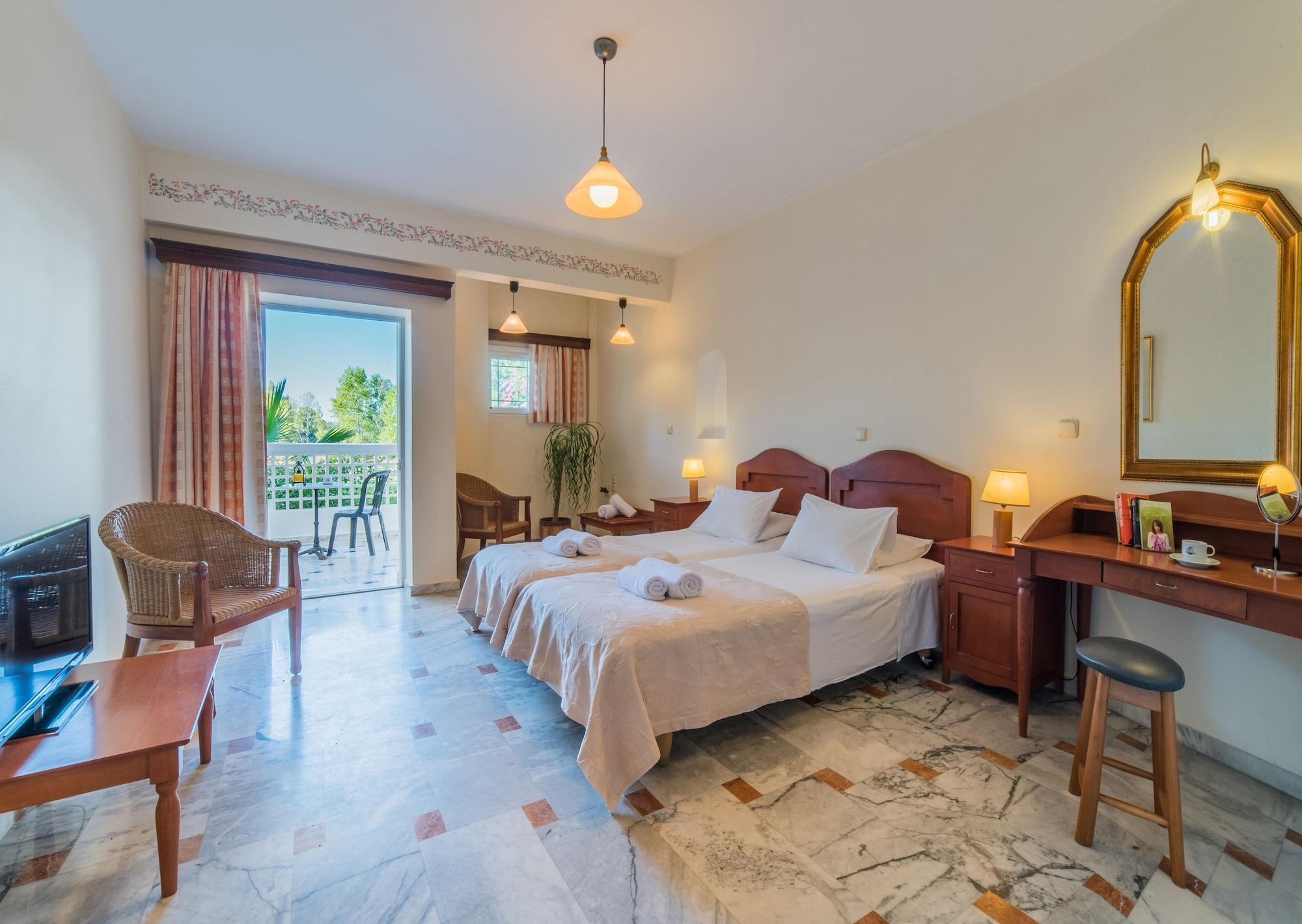 Ilaria Hotel Каламакі Екстер'єр фото