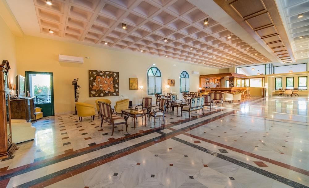Ilaria Hotel Каламакі Екстер'єр фото