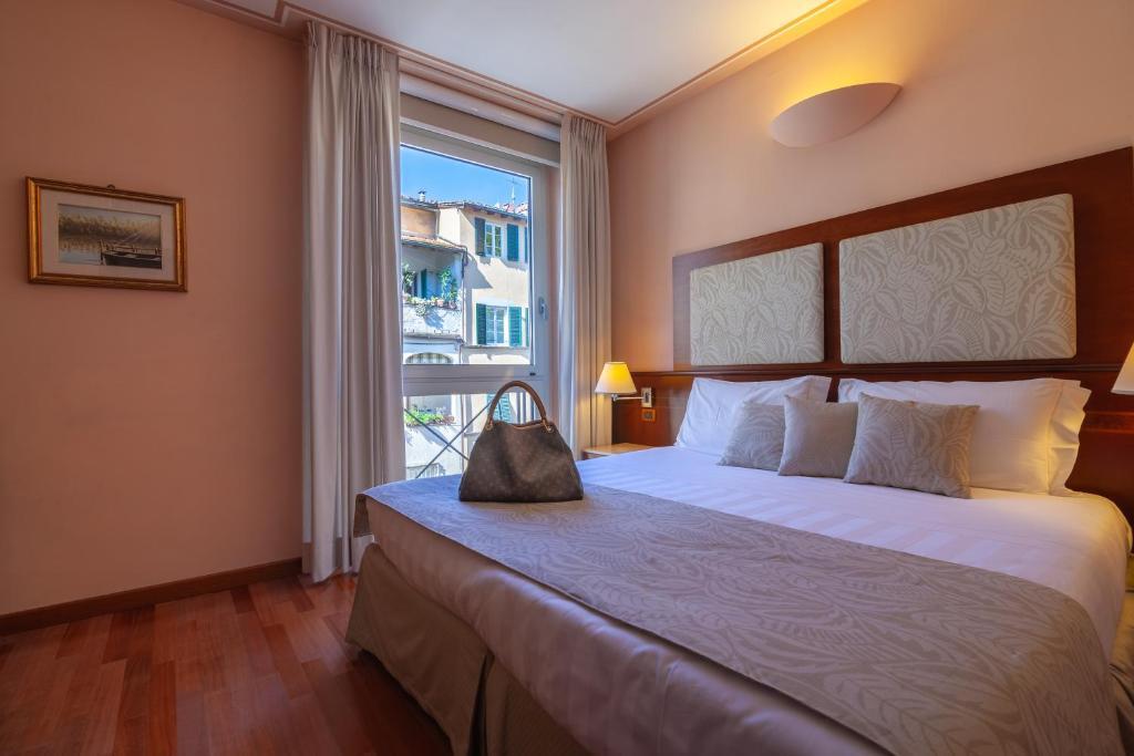 Ilaria Hotel Каламакі Екстер'єр фото